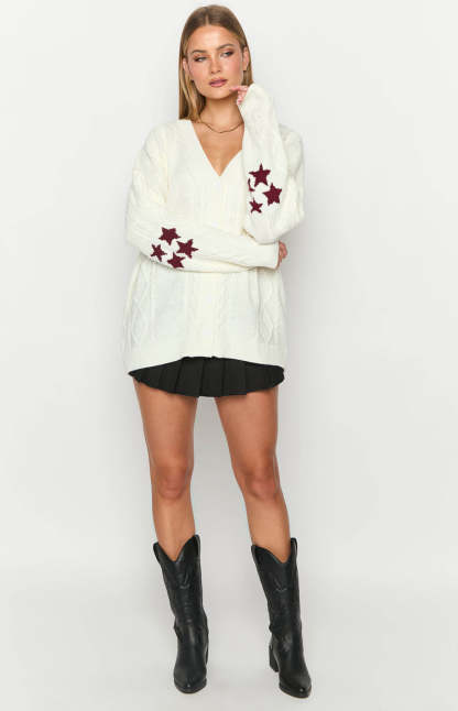 Nathan White Cardigan-Vavasi.All Rights Reserved.