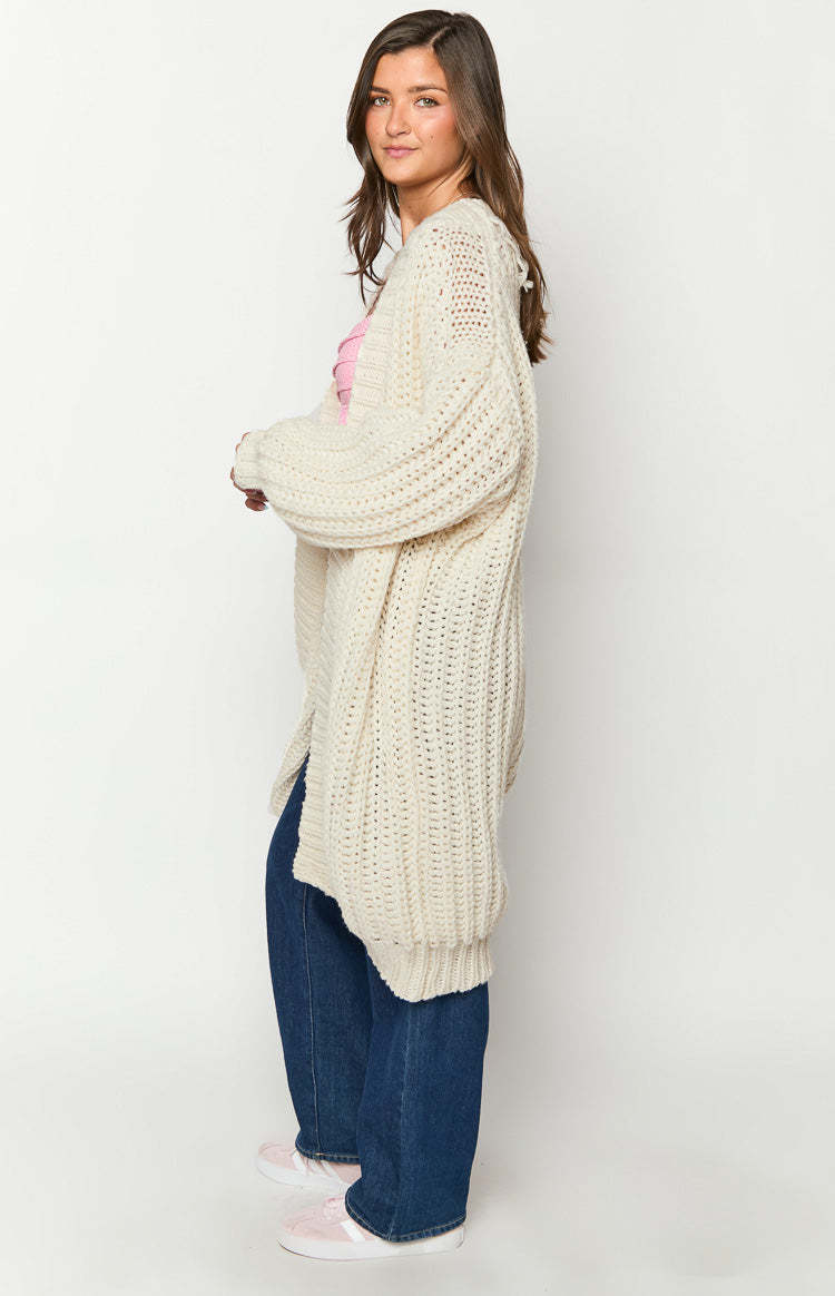 Peonie Cream Knit Cardigan-Vavasi.All Rights Reserved.