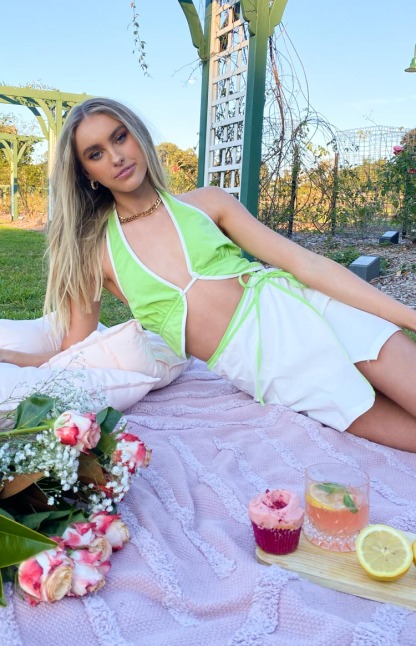 Rita Green Halter Top-Vavasi.All Rights Reserved.