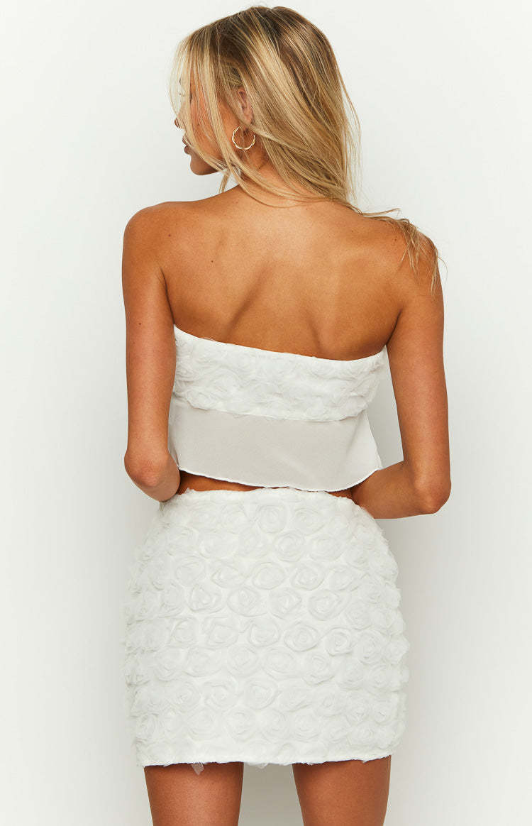 Roaslie White Mini Skirt-Vavasi.All Rights Reserved.
