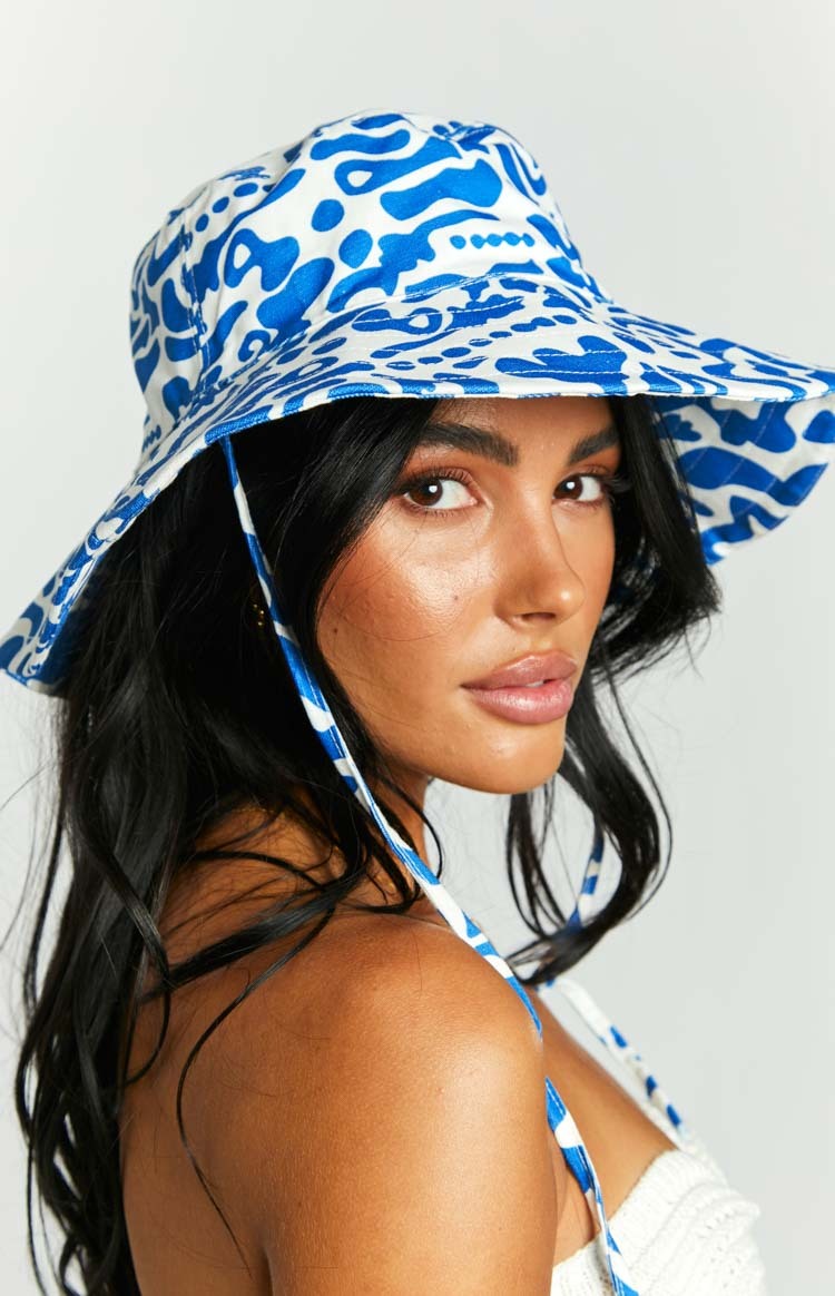 Rome Bucket Hat blue-Vavasi.All Rights Reserved.