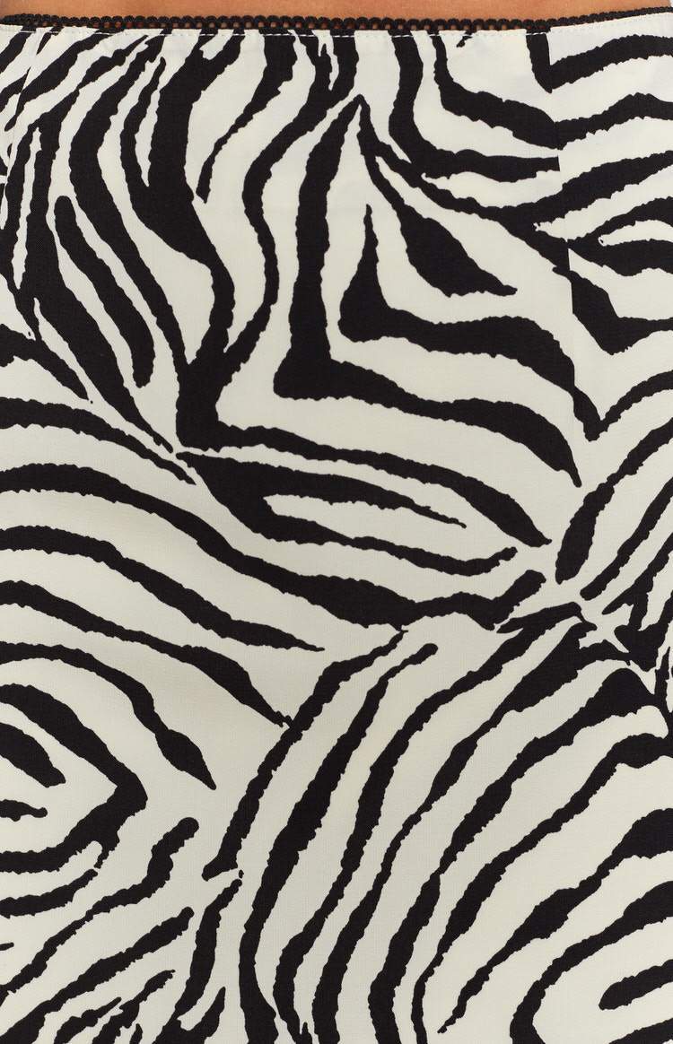 Saturn Mini Skirt Zebra-Vavasi.All Rights Reserved.