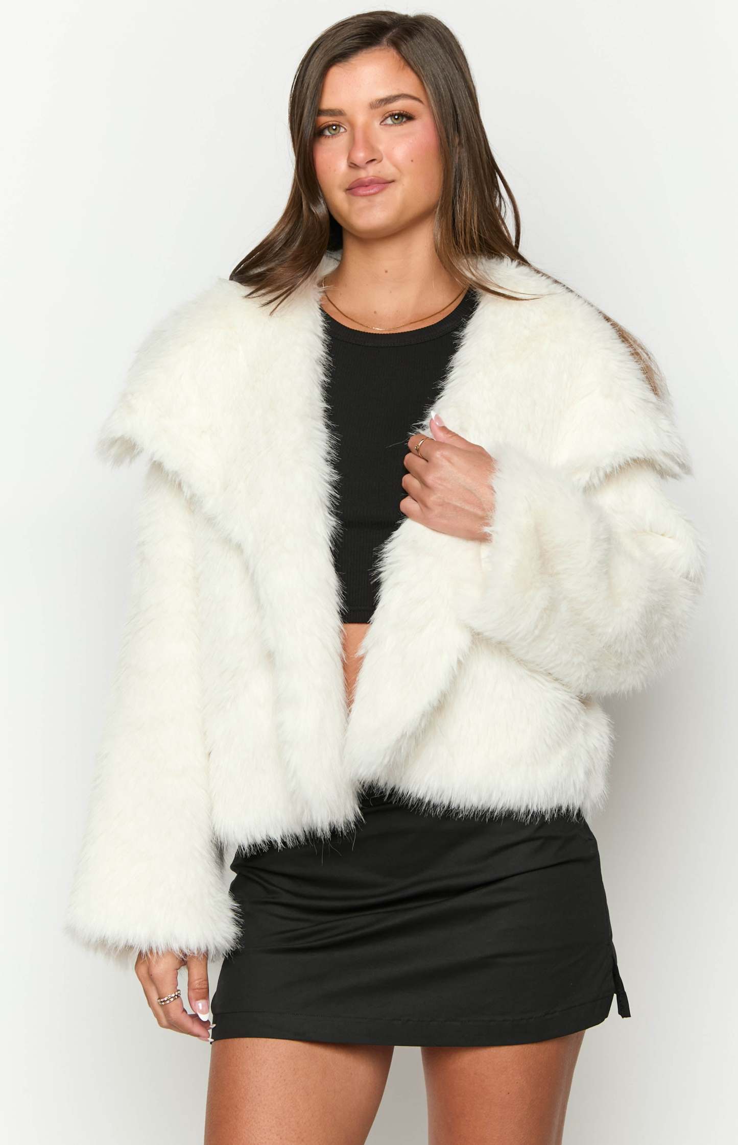 Sophie Cream Faux Fur Jacket-Vavasi.All Rights Reserved.