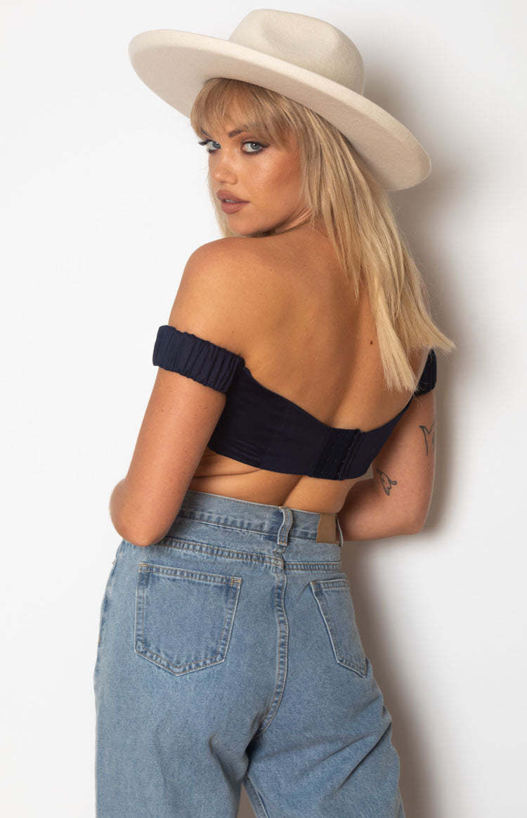 Susie Off The Shoulder Crop Top Midnight-Vavasi.All Rights Reserved.