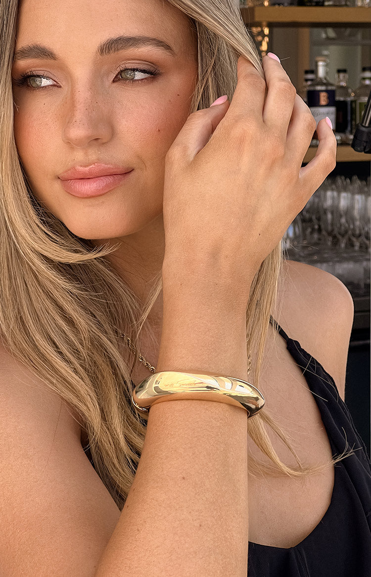 Tess Gold Cuff Bracelet-Vavasi.All Rights Reserved.
