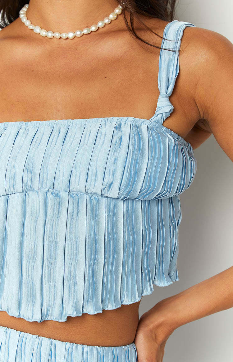 That Occasion Blue Cami Top-Vavasi.All Rights Reserved.