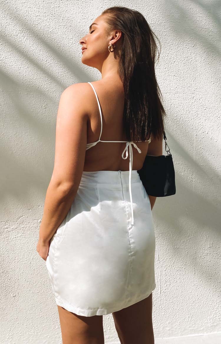 The Nitsan Dress Ivory-Vavasi.All Rights Reserved.