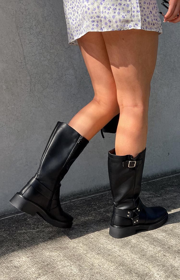 Therapy Edge Black Biker Boots-Vavasi.All Rights Reserved.