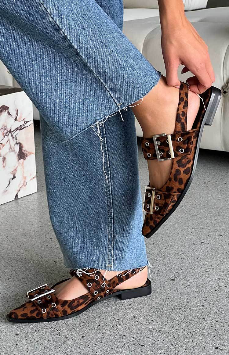 Therapy Matilda Leopard Print Pointed Flats-Vavasi.All Rights Reserved.