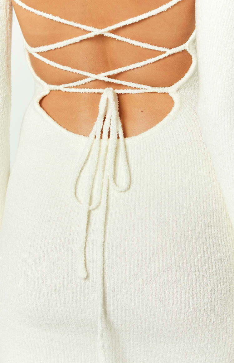 Tillie White Knit Mini Dress-Vavasi.All Rights Reserved.