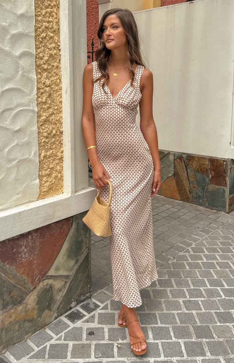 Verlaine Beige Maxi Dress-Vavasi.All Rights Reserved.