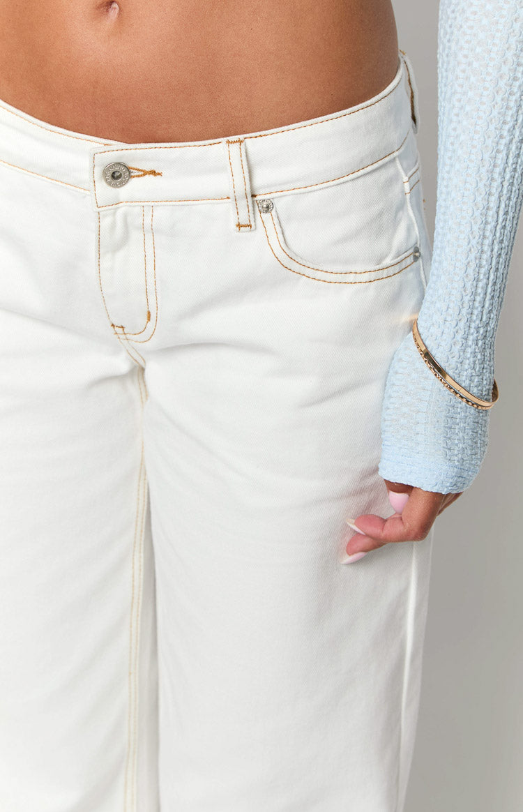 Clara Star White Denim Low Rise Jeans-Vavasi.All Rights Reserved.