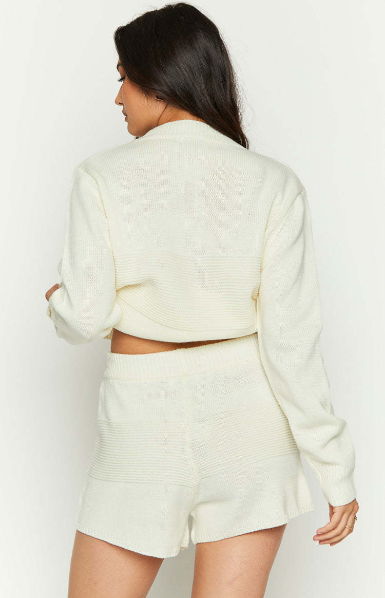 Winslee White Knit Shorts-Vavasi.All Rights Reserved.