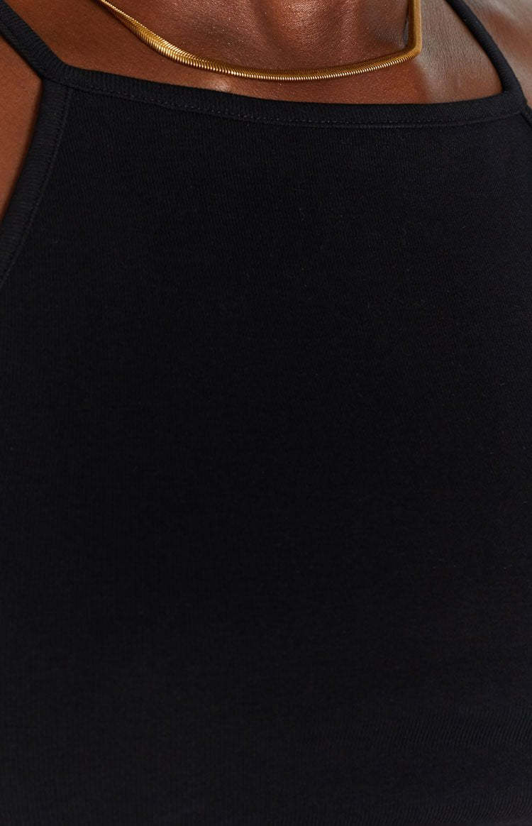 Wonderland Crop Top Black-Vavasi.All Rights Reserved.