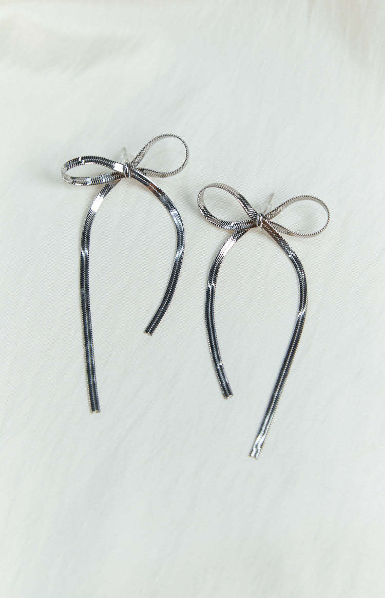 Zenith Silver Bow Earrings-Vavasi.All Rights Reserved.