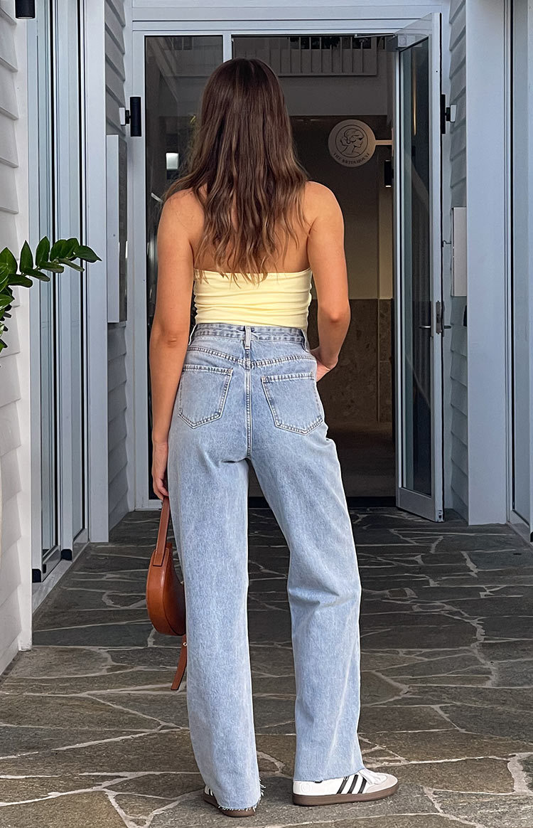 Alex Light Wash Denim Jeans-Vavasi.All Rights Reserved.