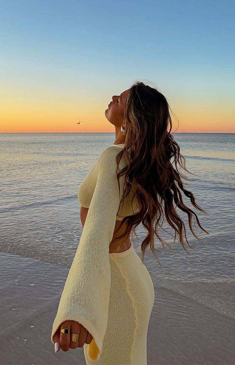 Arya Yellow Long Sleeve Knit Maxi Dress-Vavasi.All Rights Reserved.