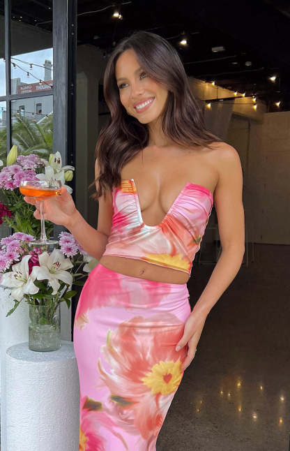 Esha Pink Floral Strapless Crop Top-Vavasi.All Rights Reserved.