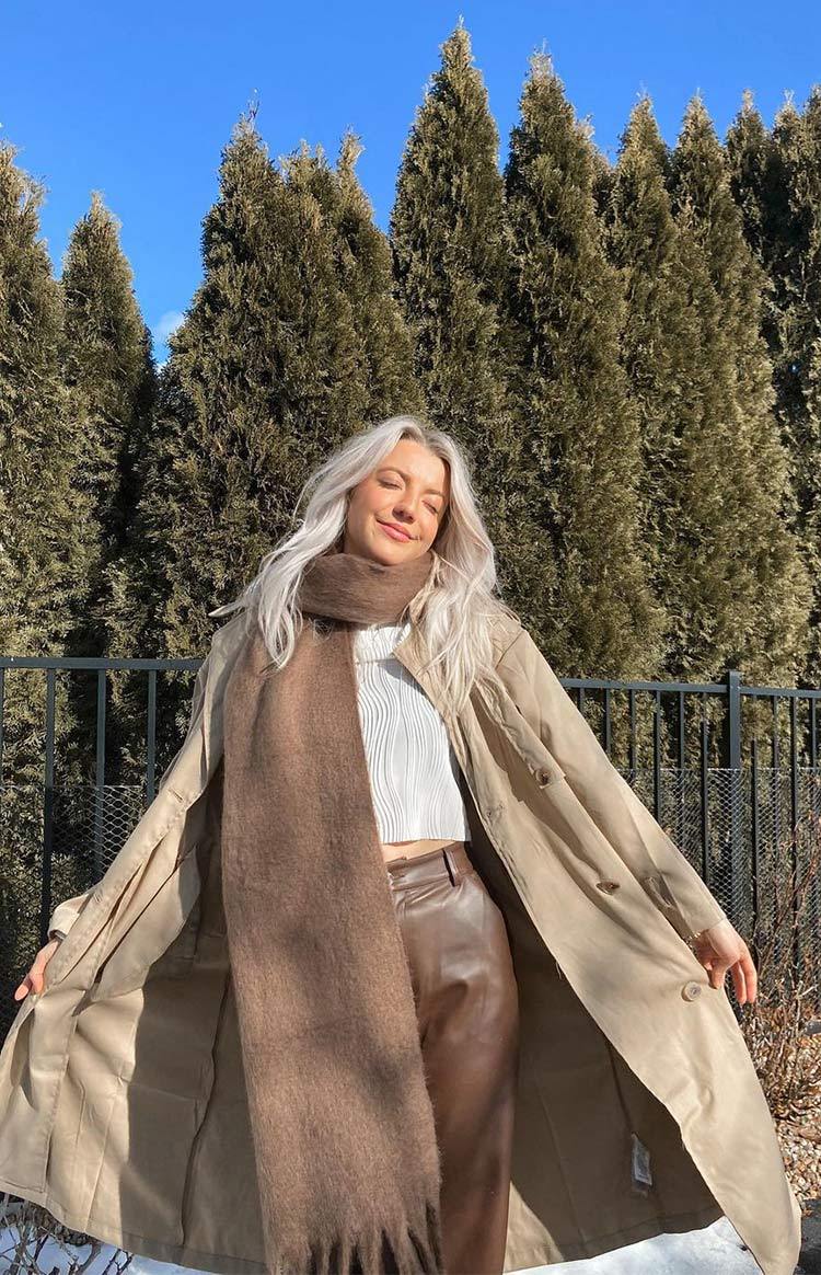 Giselle Beige Trench Coat-Vavasi.All Rights Reserved.