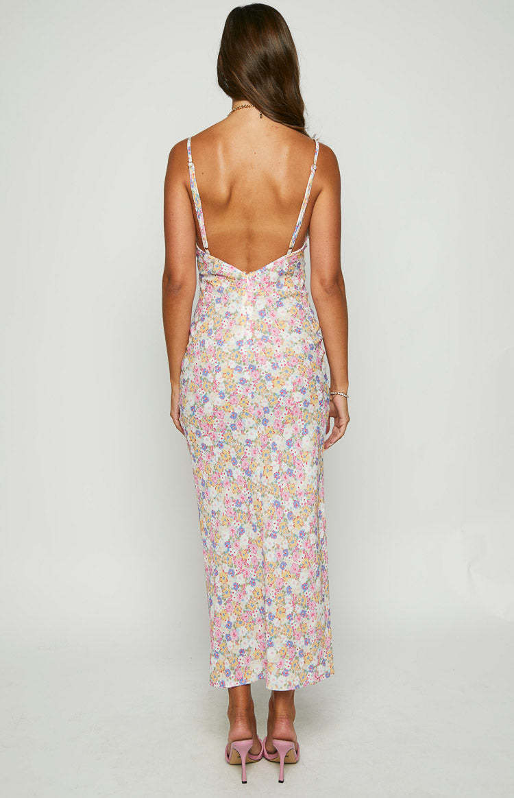 The Exclusive White Floral Lace Maxi Dress-Vavasi.All Rights Reserved.