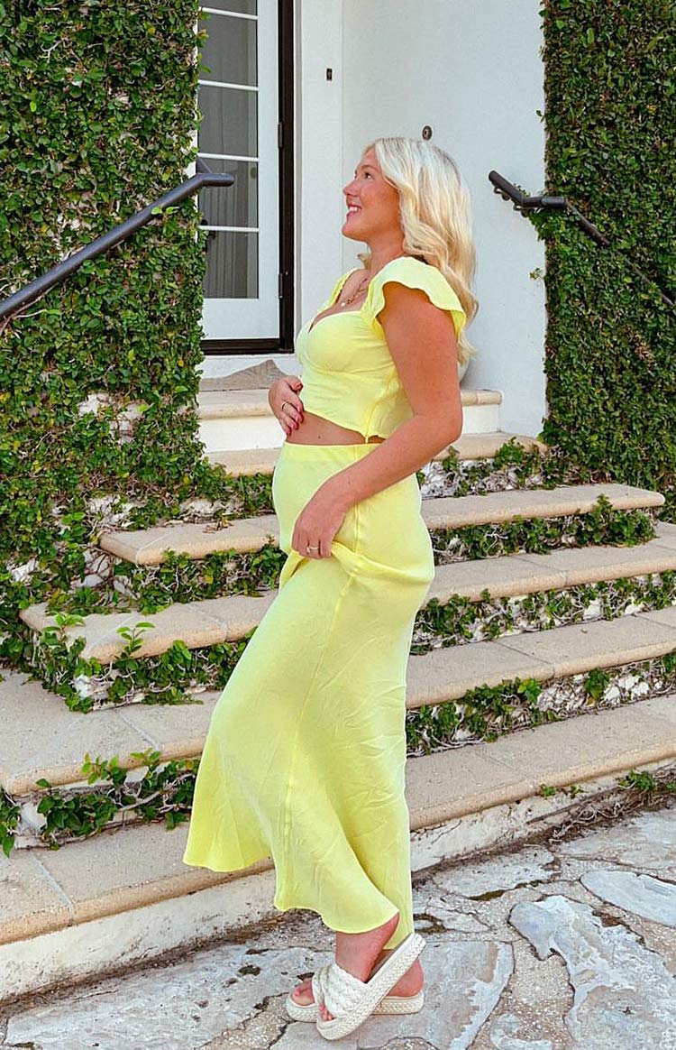 Anna Yellow Maxi Skirt-Vavasi.All Rights Reserved.