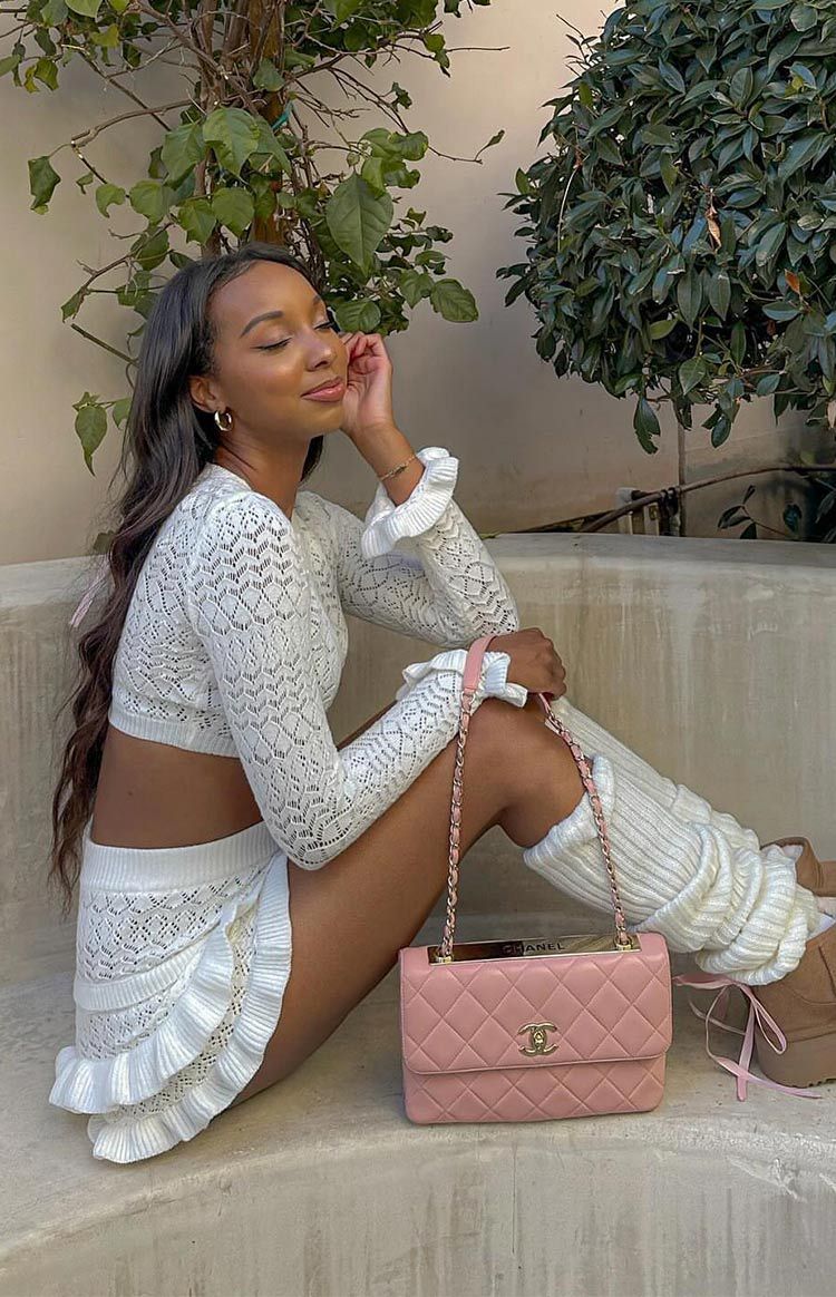 Lorri White Knit Ruffle Top-Vavasi.All Rights Reserved.