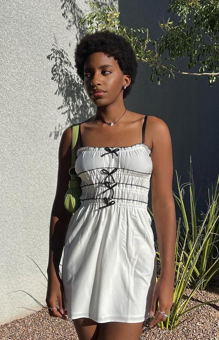It Girl White Bow Mini Dress-Vavasi.All Rights Reserved.