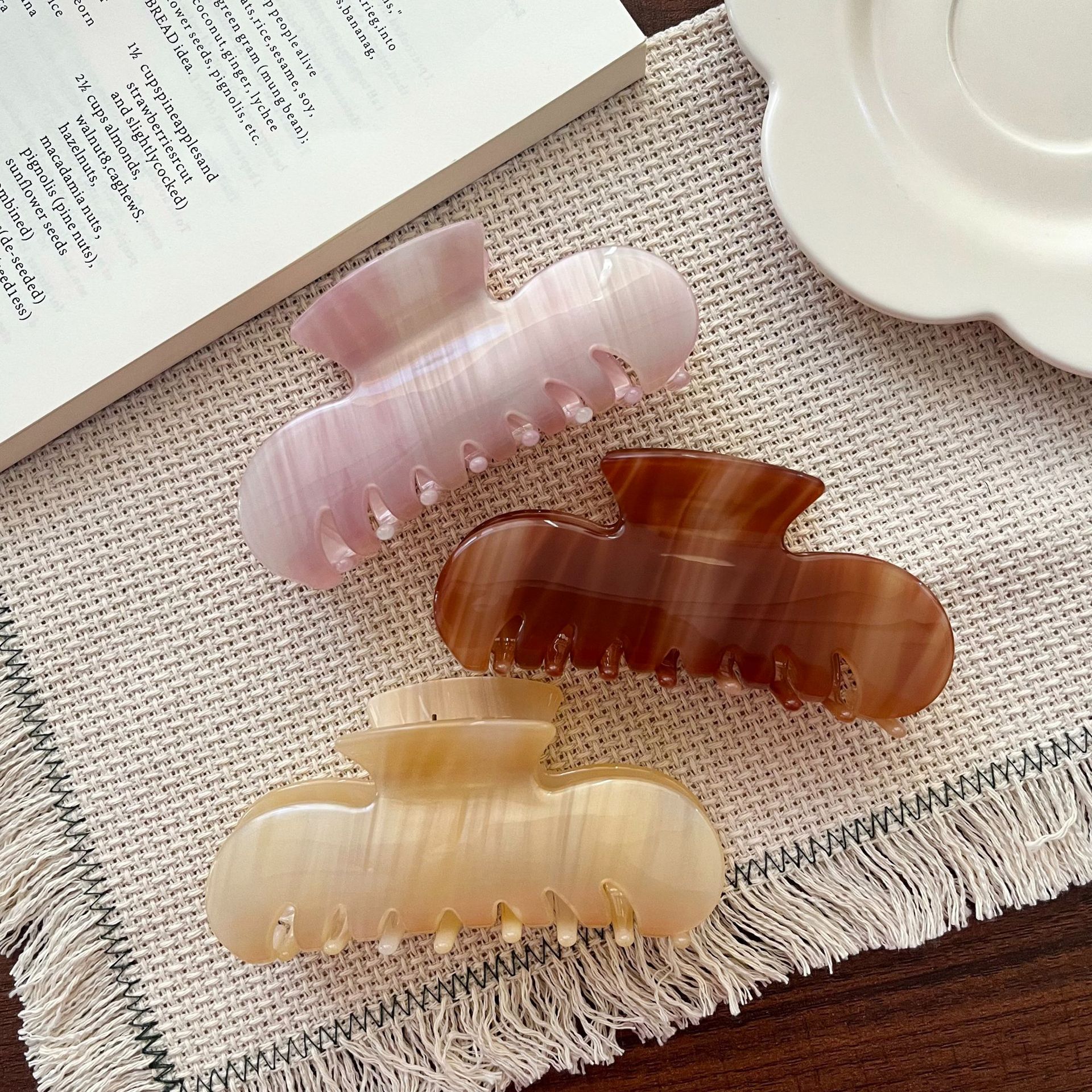 Acetate Claws