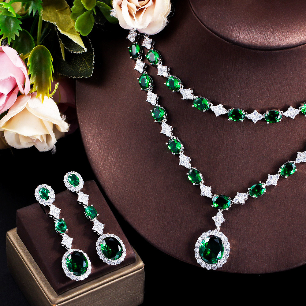 Emerald Necklace And Earrings Four-Piece Set