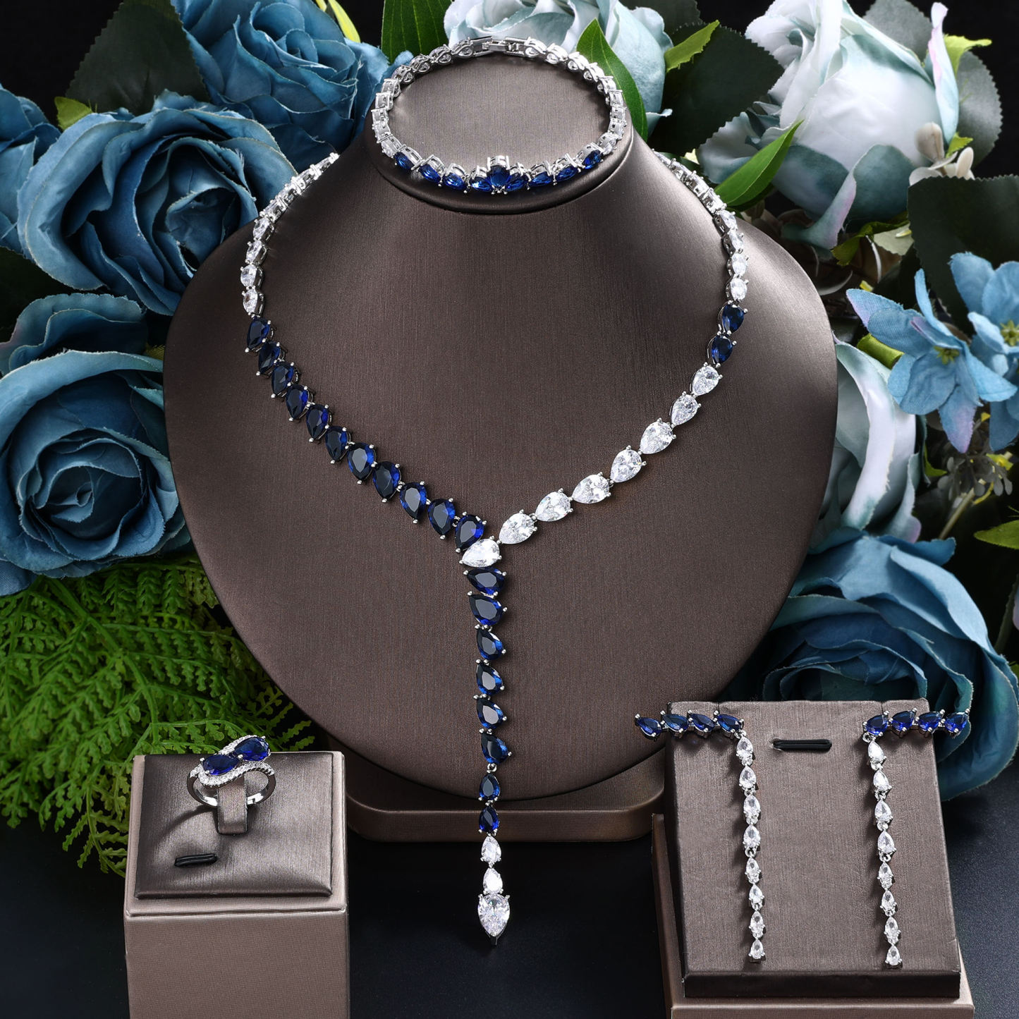 Four-Piece Set Of Shining Zircon Necklace Earrings Ring and Bracelet