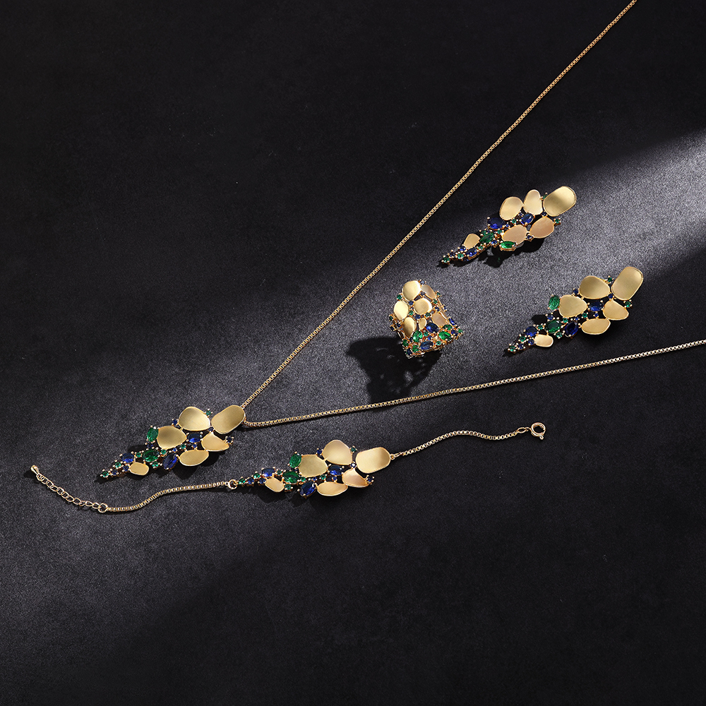 Vintage Zircon Necklace and Earring Accessory set