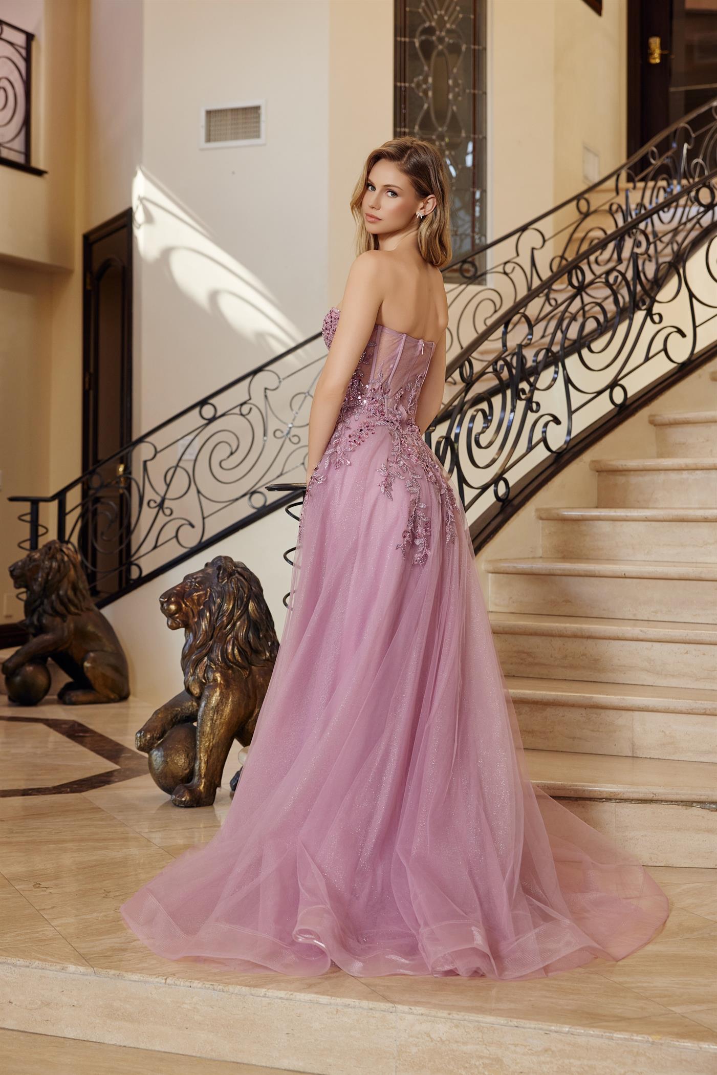 A-Line Tulle Sweetheart Top Embellished Sequin Applique Prom Dress #G1371