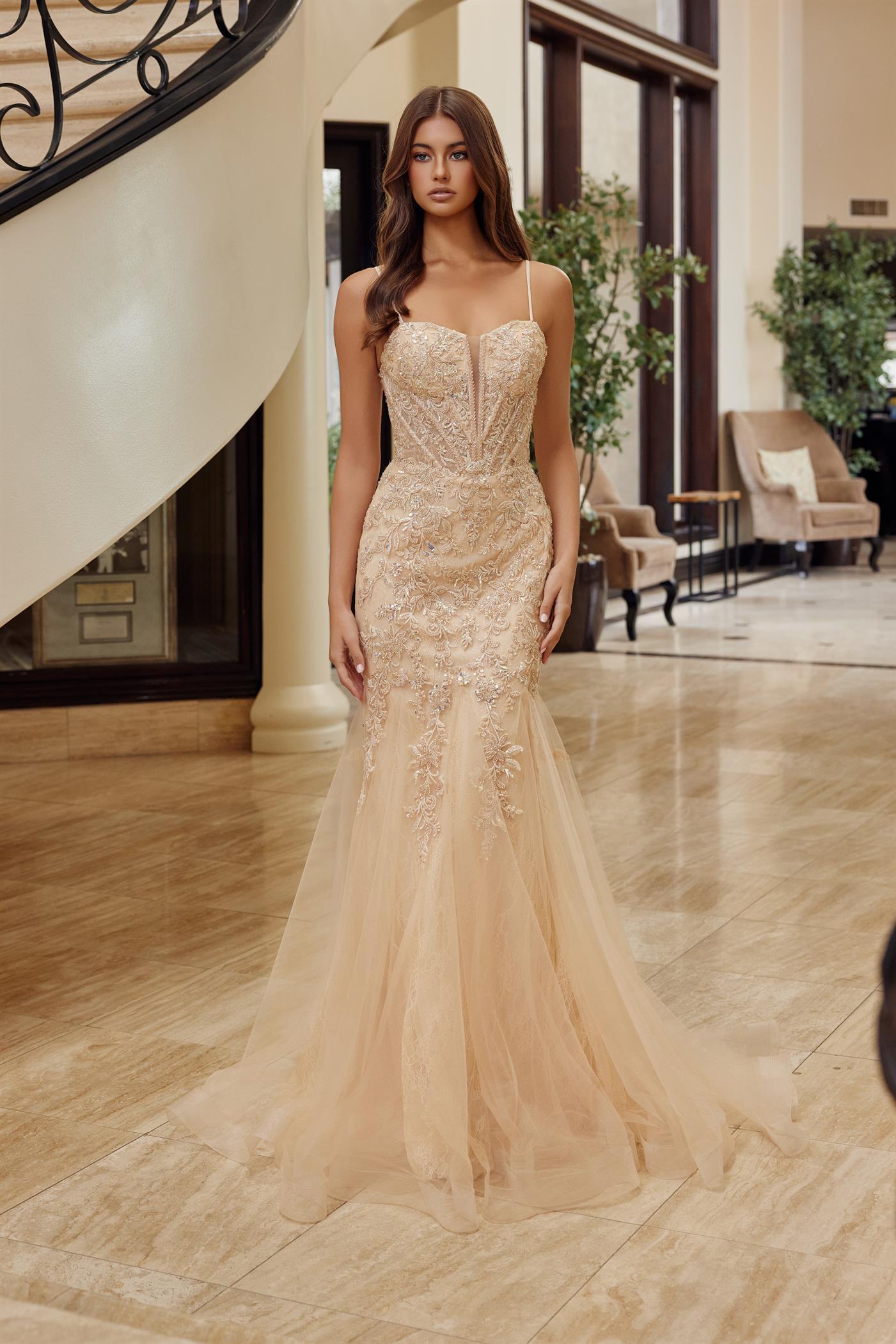 Trumpet Silhouette Tulle Material Plunging Semi Sweethear Prom Dress #H1874