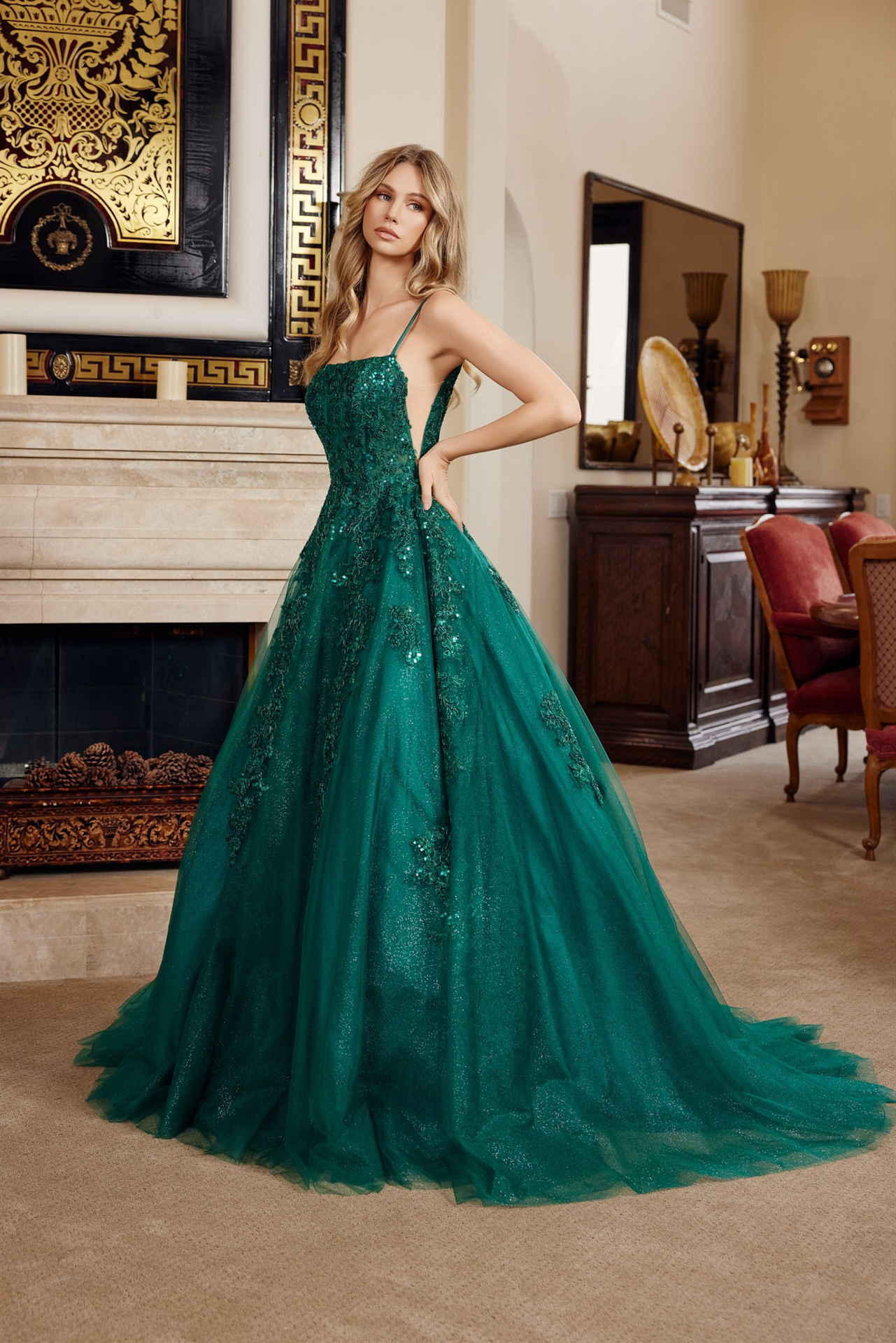 Ball Gown With A Straight Across Bustline Spaghetti Straps Prom Dress #H1880