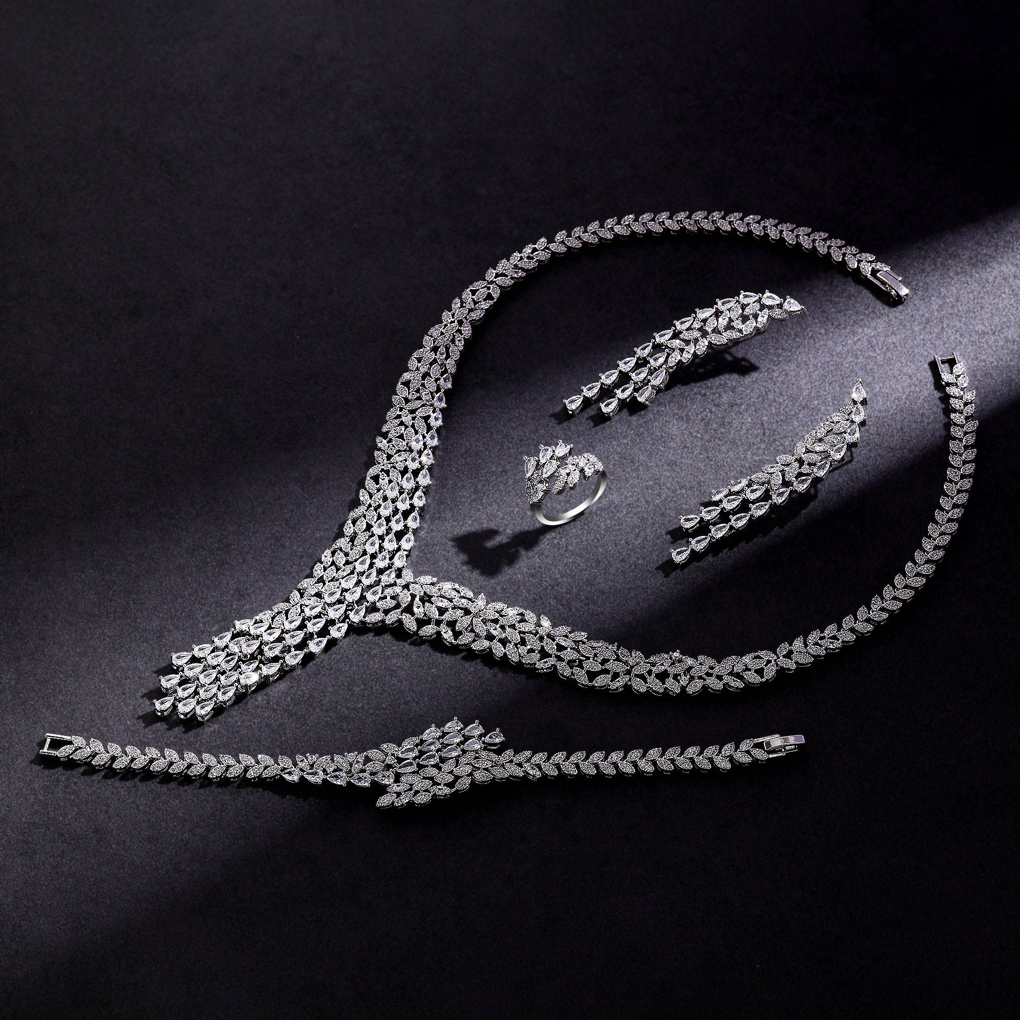 Ladies /Bridal Shiny Zircon Jewelry Sets #JEWLY064