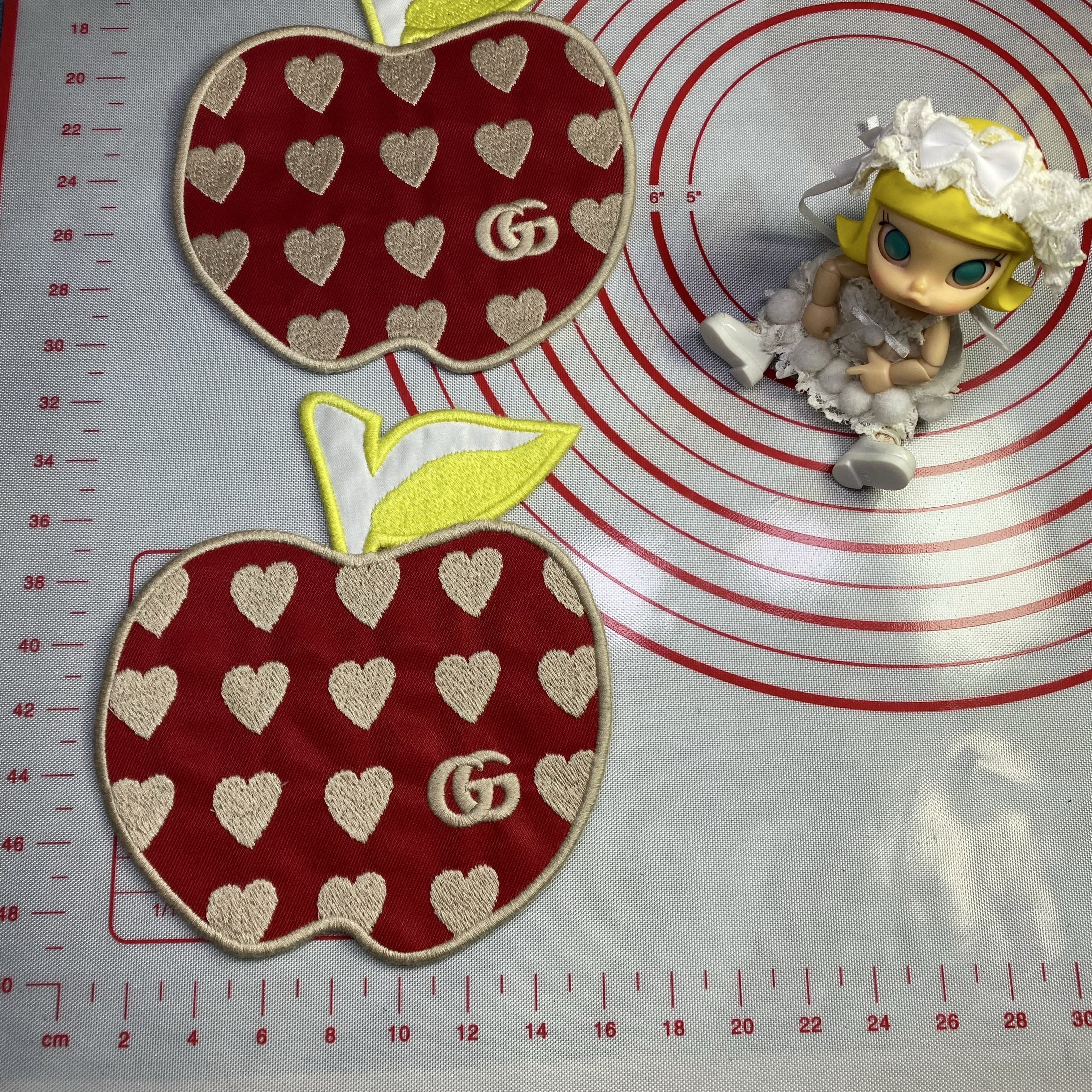 Large / medium (sewing) GG mixed cloth Patches