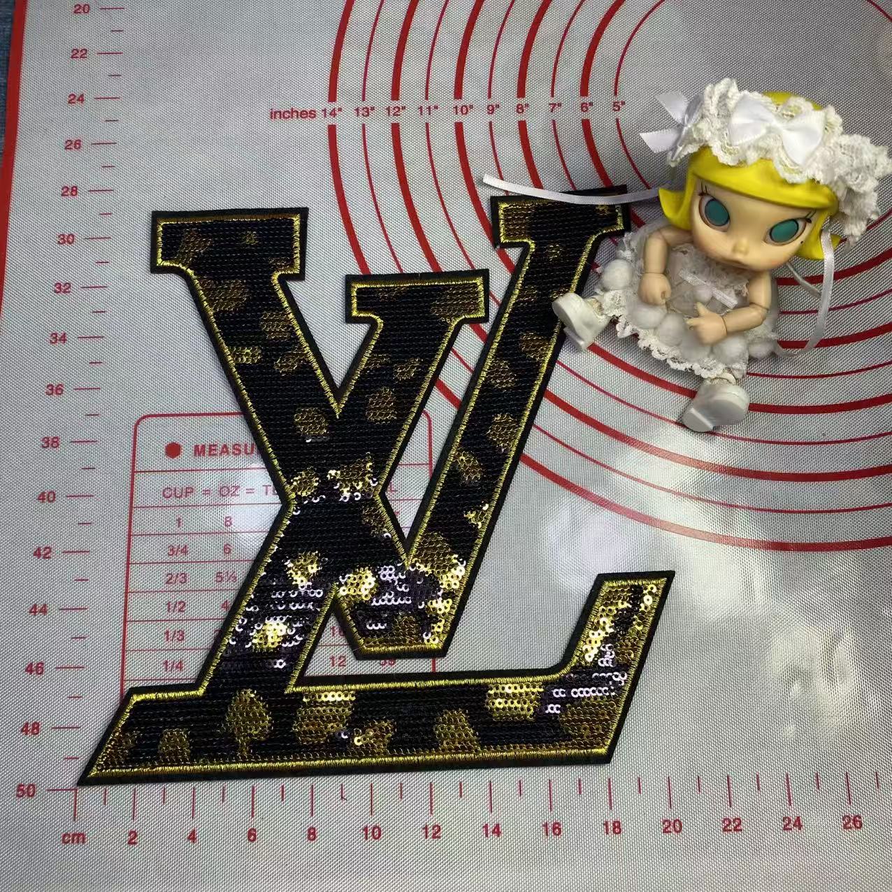  Large (Iron-on) L Happy leaf&tongue Patches    