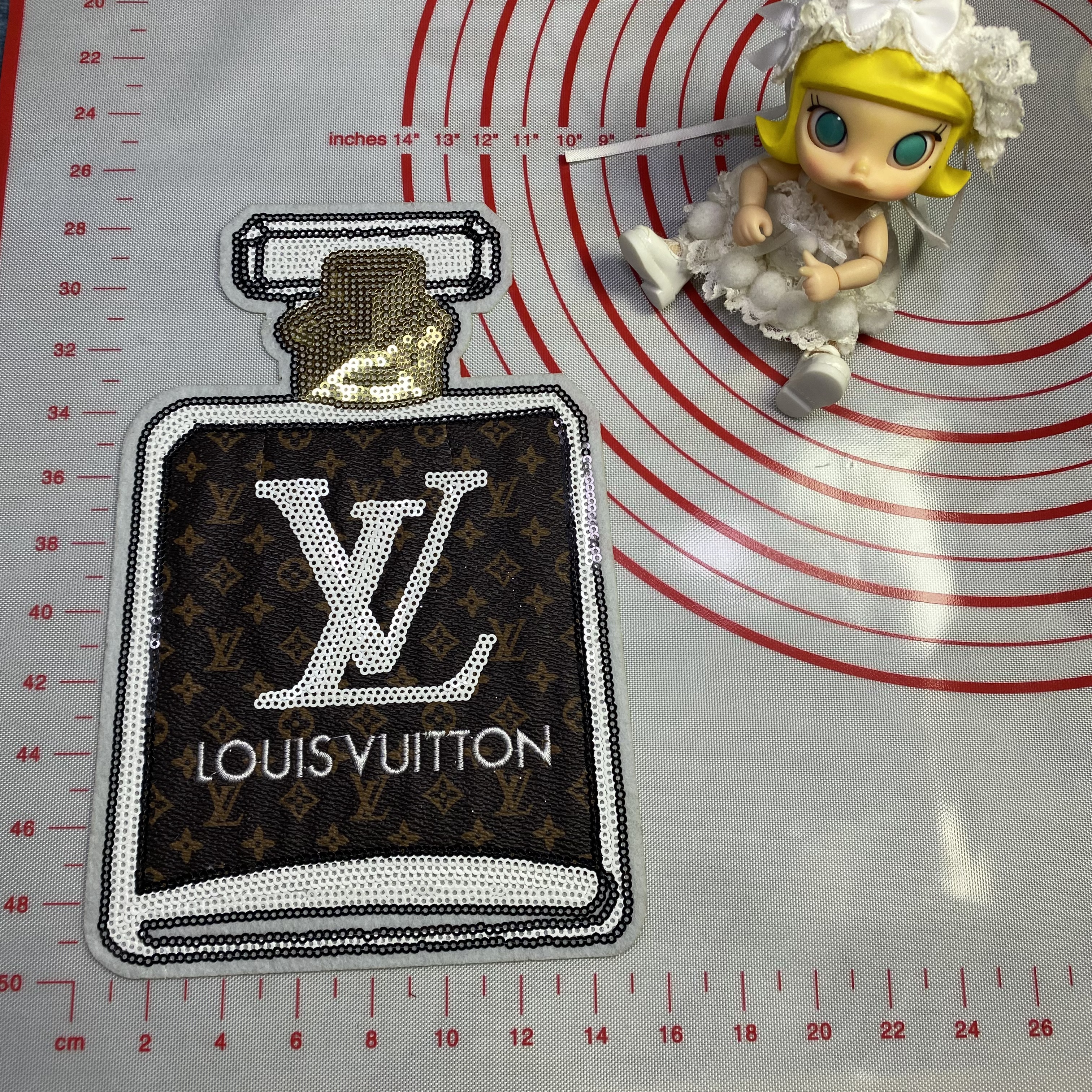 Large (Iron-on) L Betty Lips Fashion Single Leather Stitching Design Patches