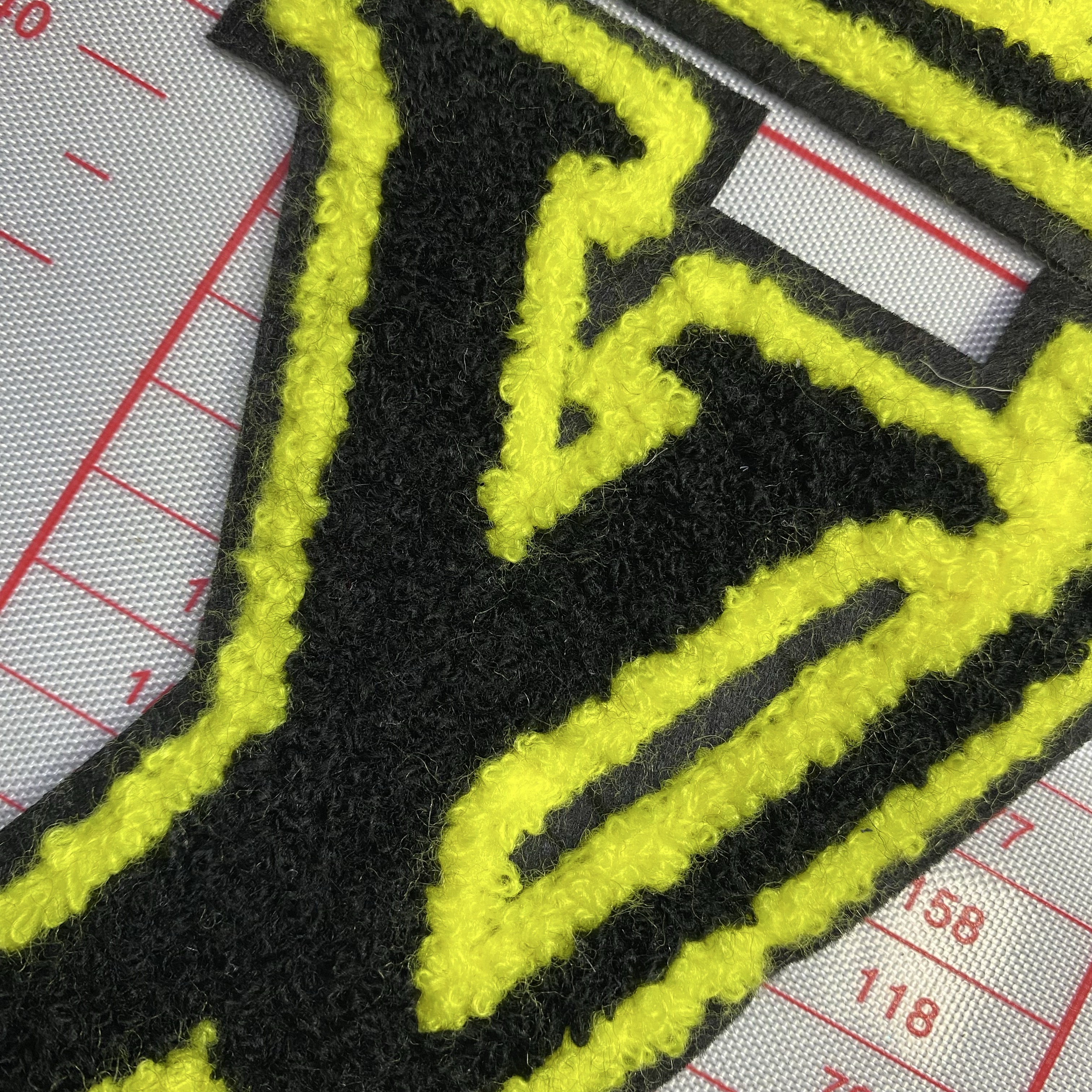 Large (sewing) L orphan product can't be replenished different styles Patches