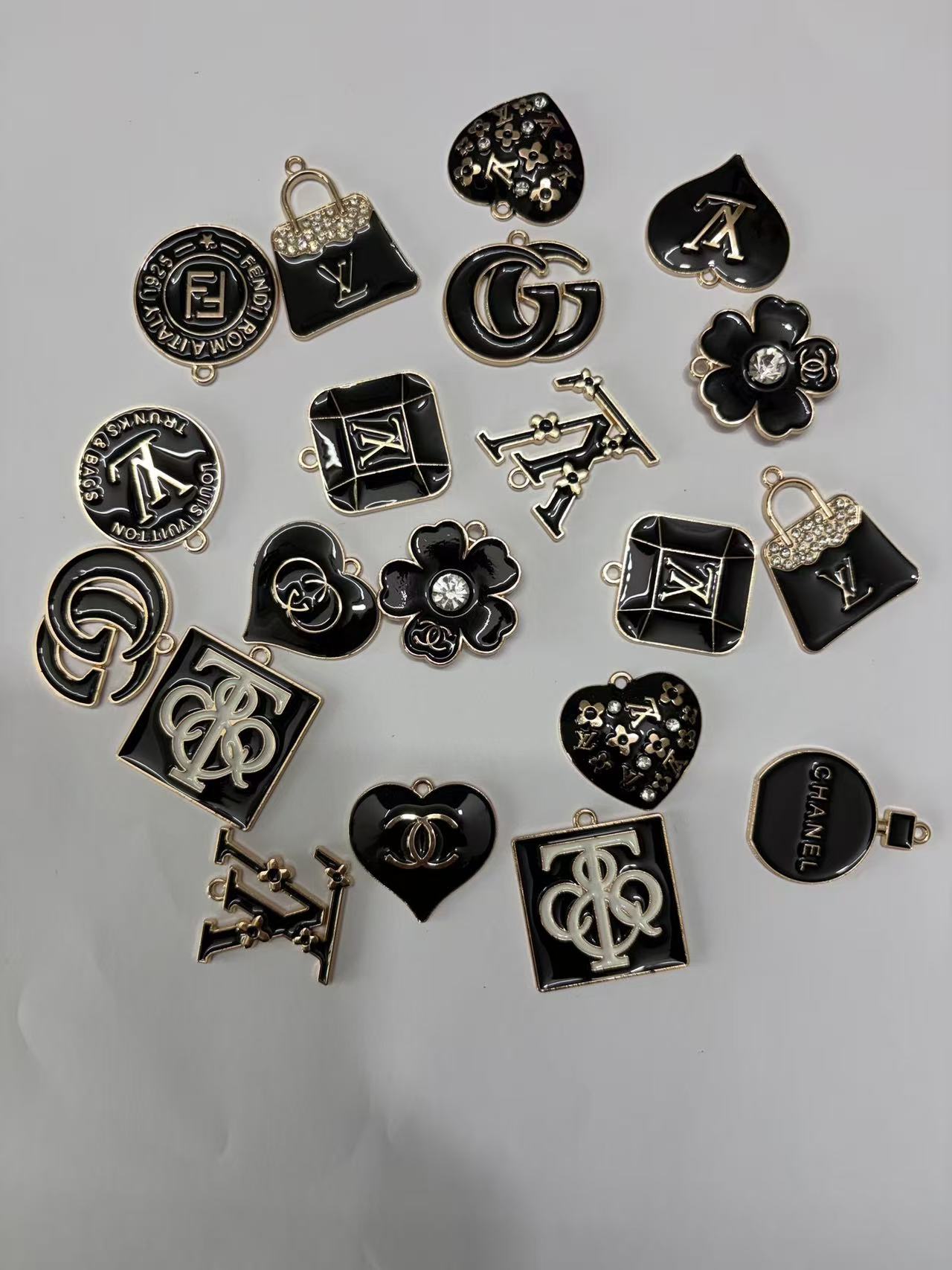 Random Mixed Designer Brand Charms/20Pcs Set