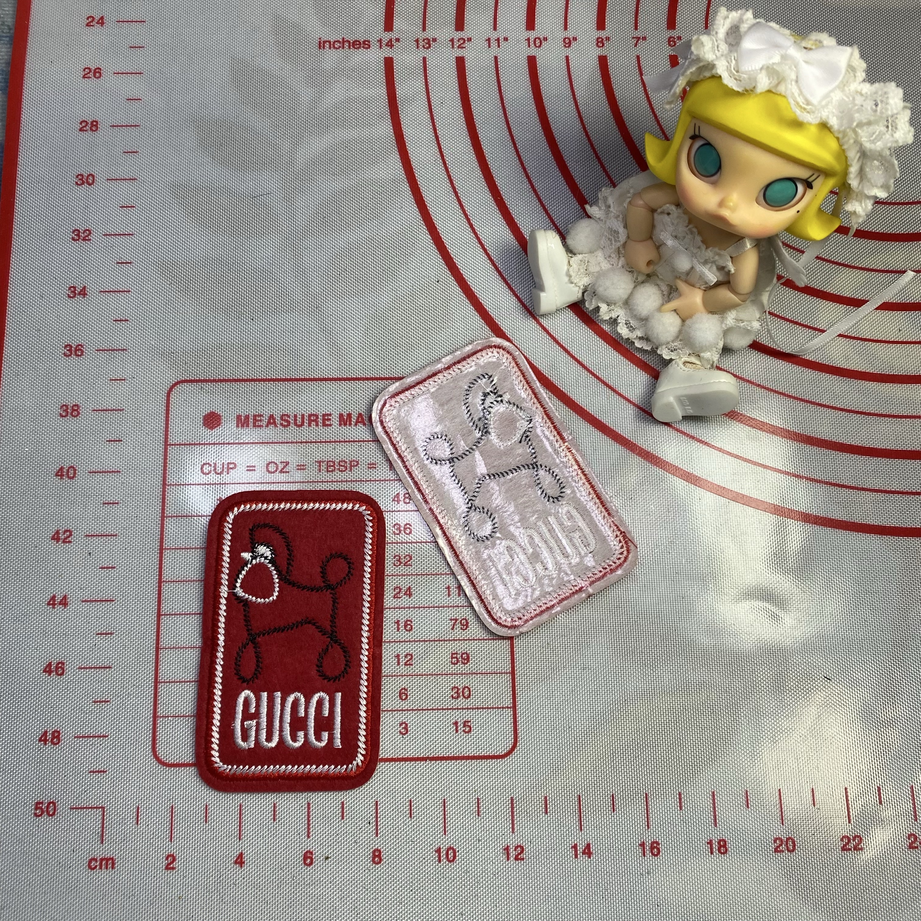 Medium(Iron-on) GG Square round shape Patches