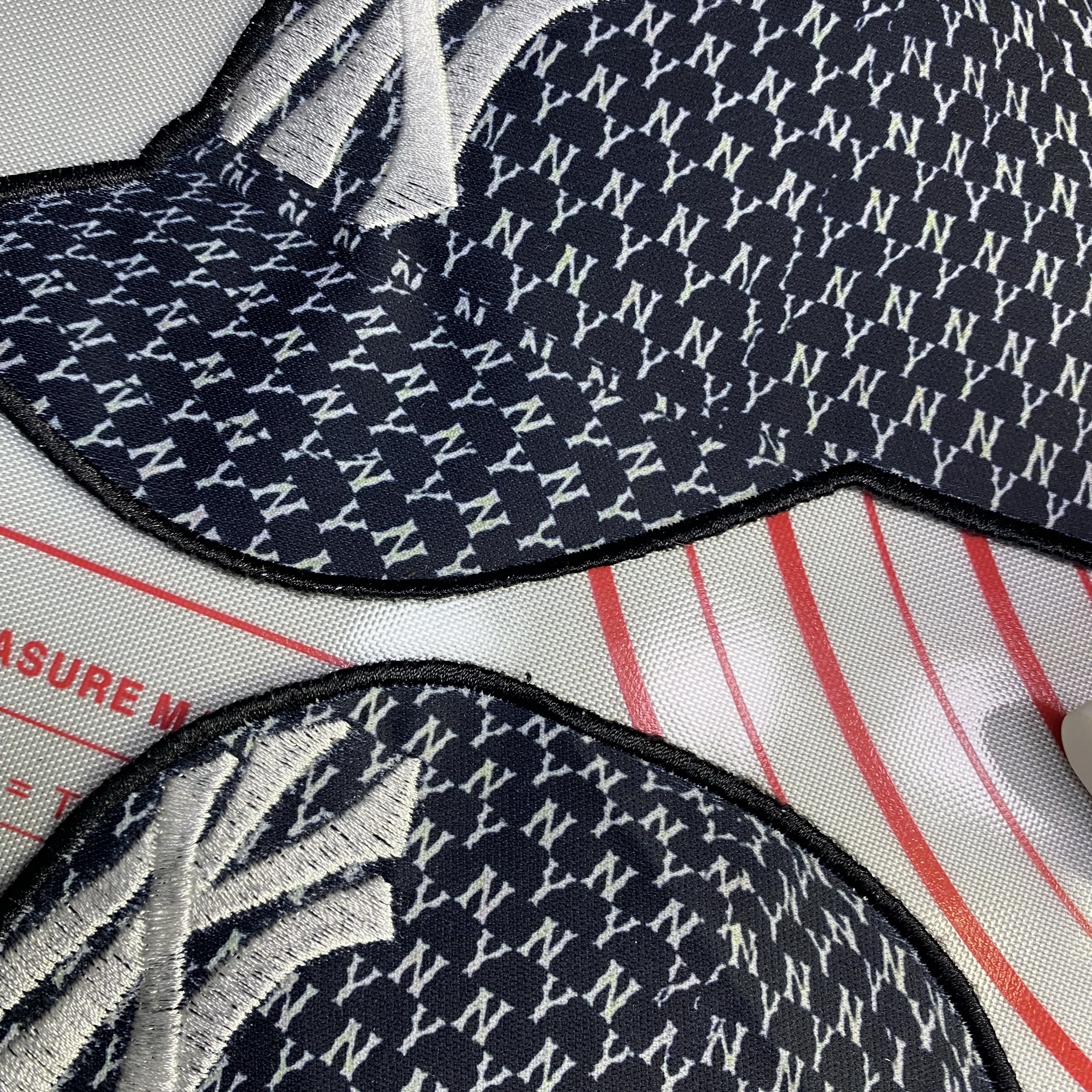 Medium/small (ironing) NY hat letter cloth patch