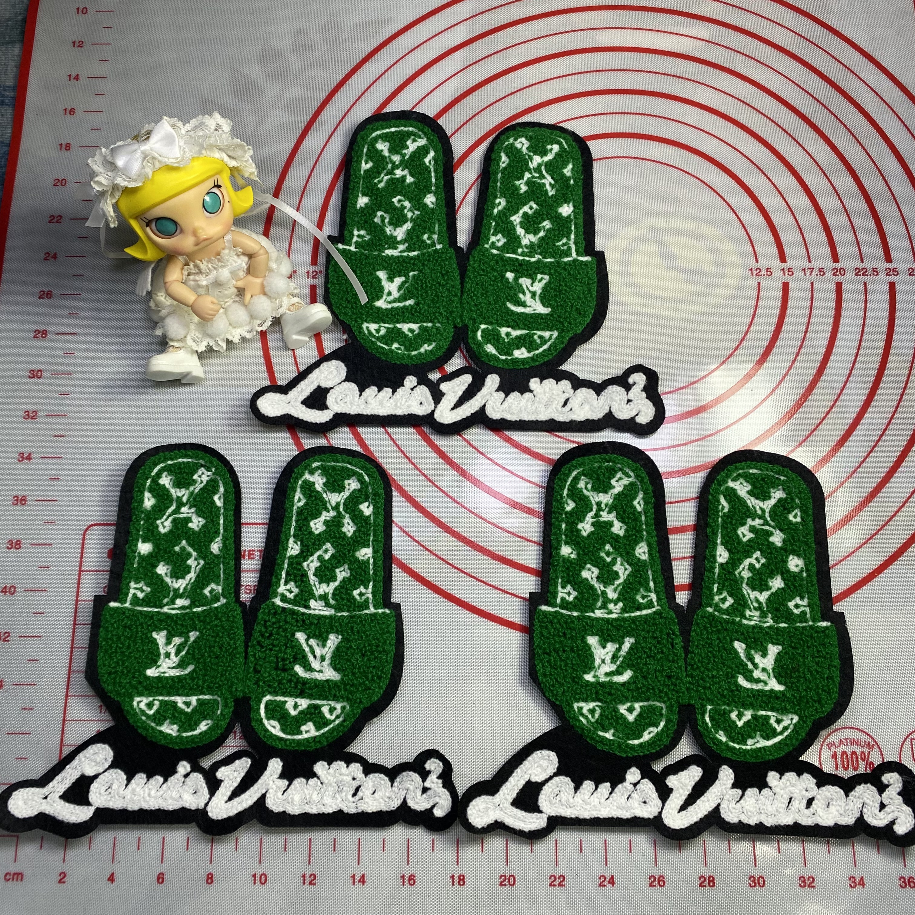 Large/Medium (Sewing) L towel embroidery Letters Patches