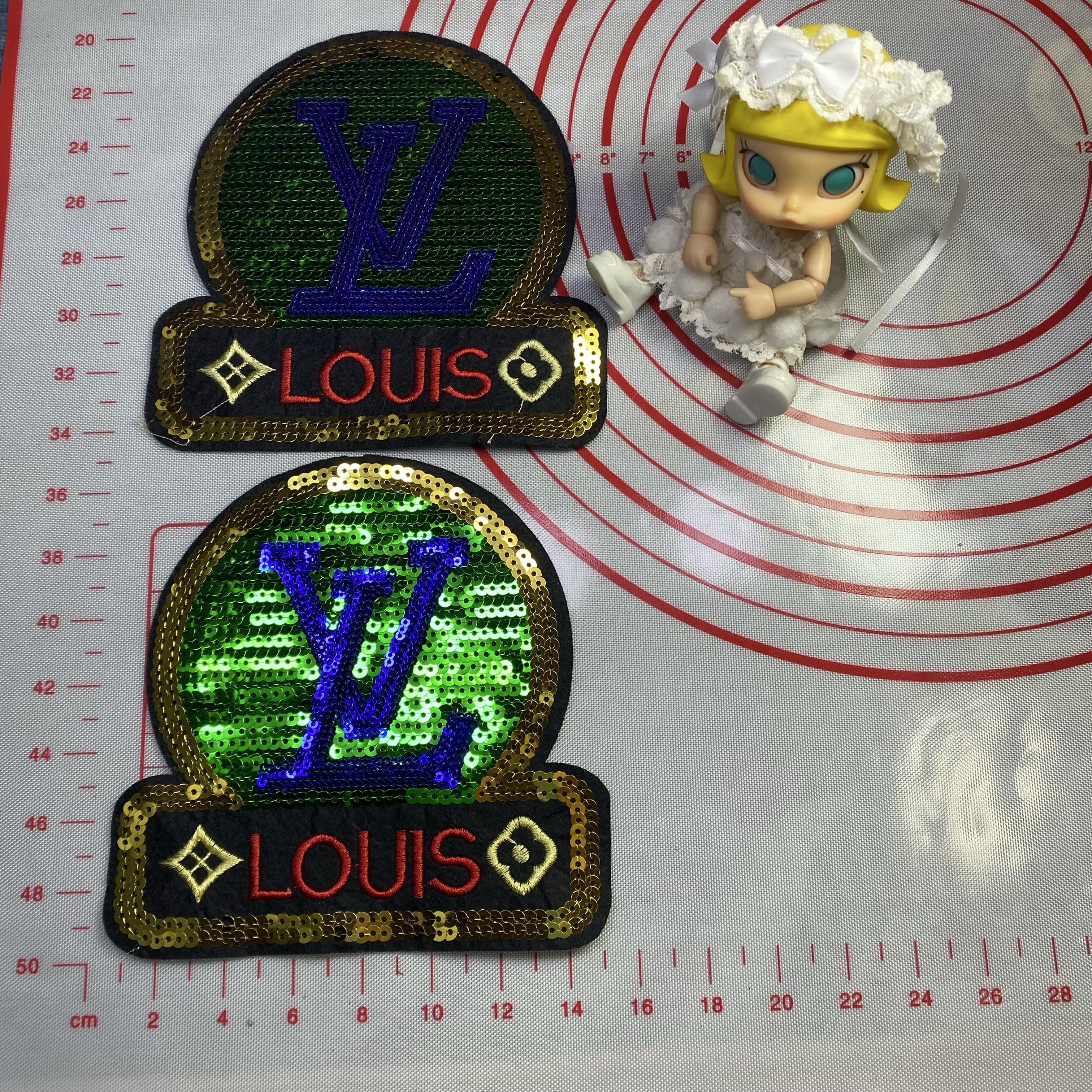 Large (sewing) L orphan product can't be replenished different styles Patches