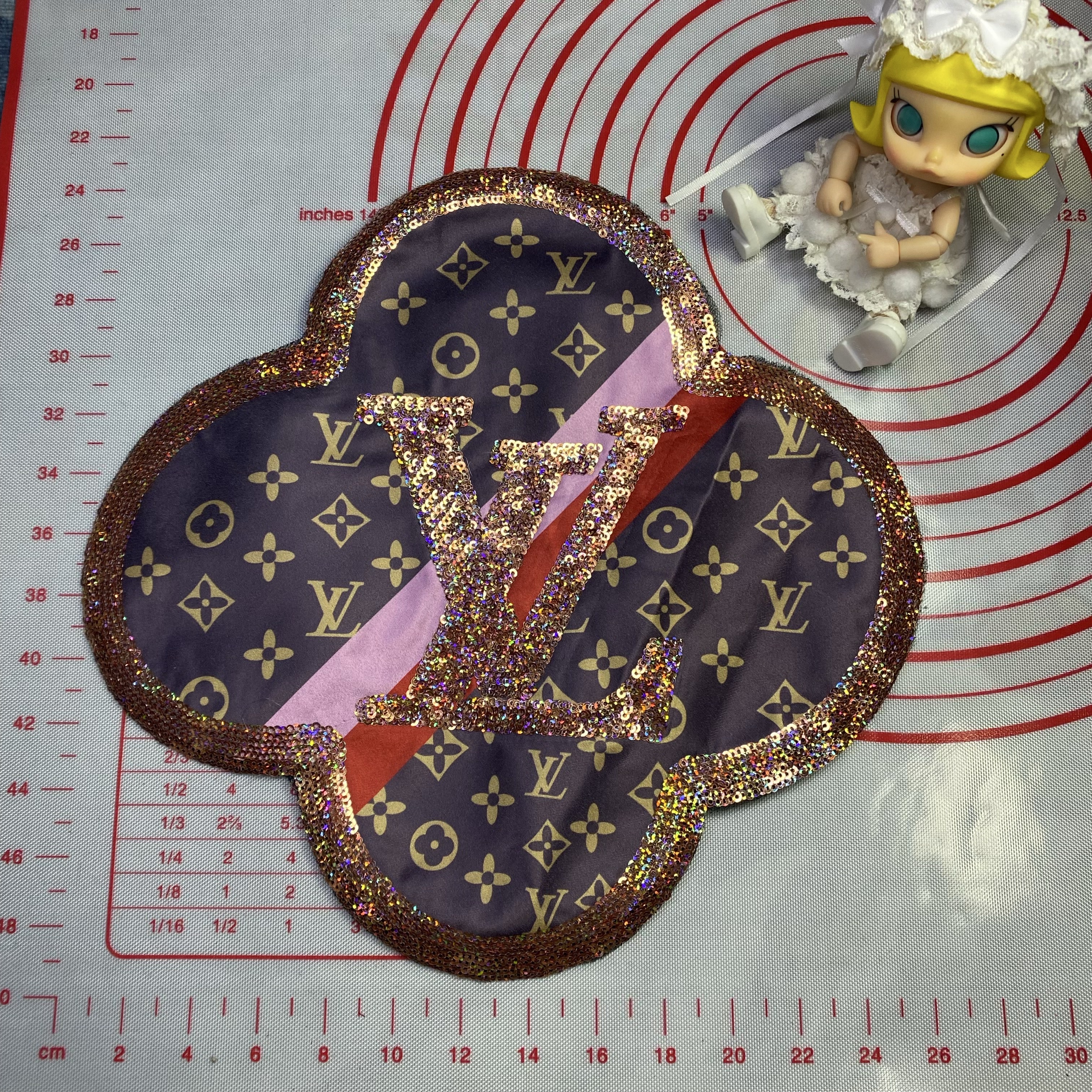 Large (sewing) L orphan product can't be replenished different styles Patches