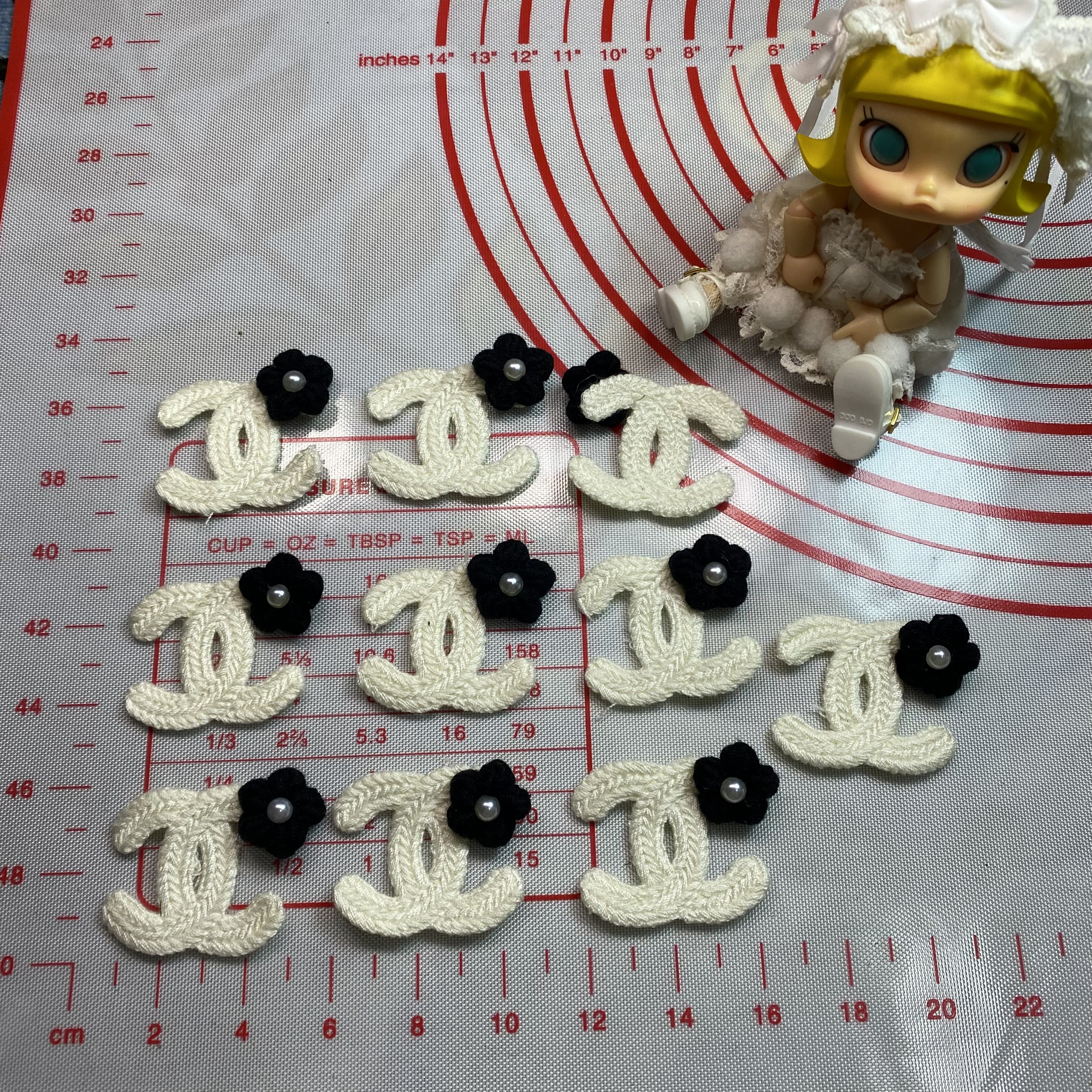 Small (Sewing) CC Sequin flowers Patches 