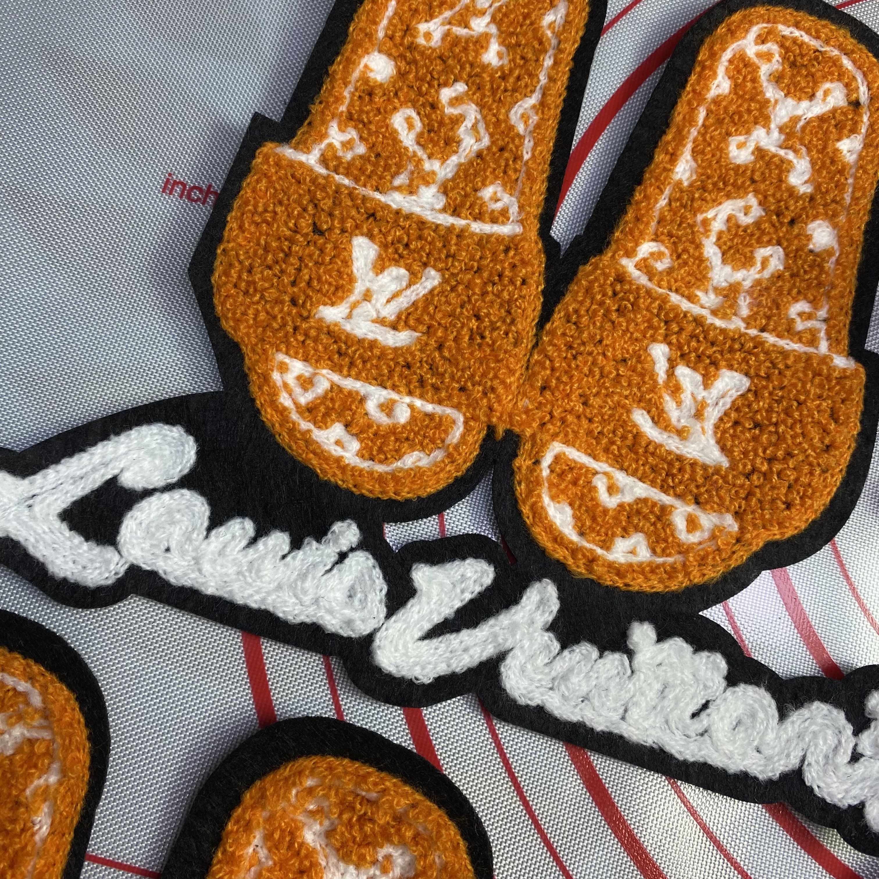 Large/Medium (Sewing) L towel embroidery Letters Patches