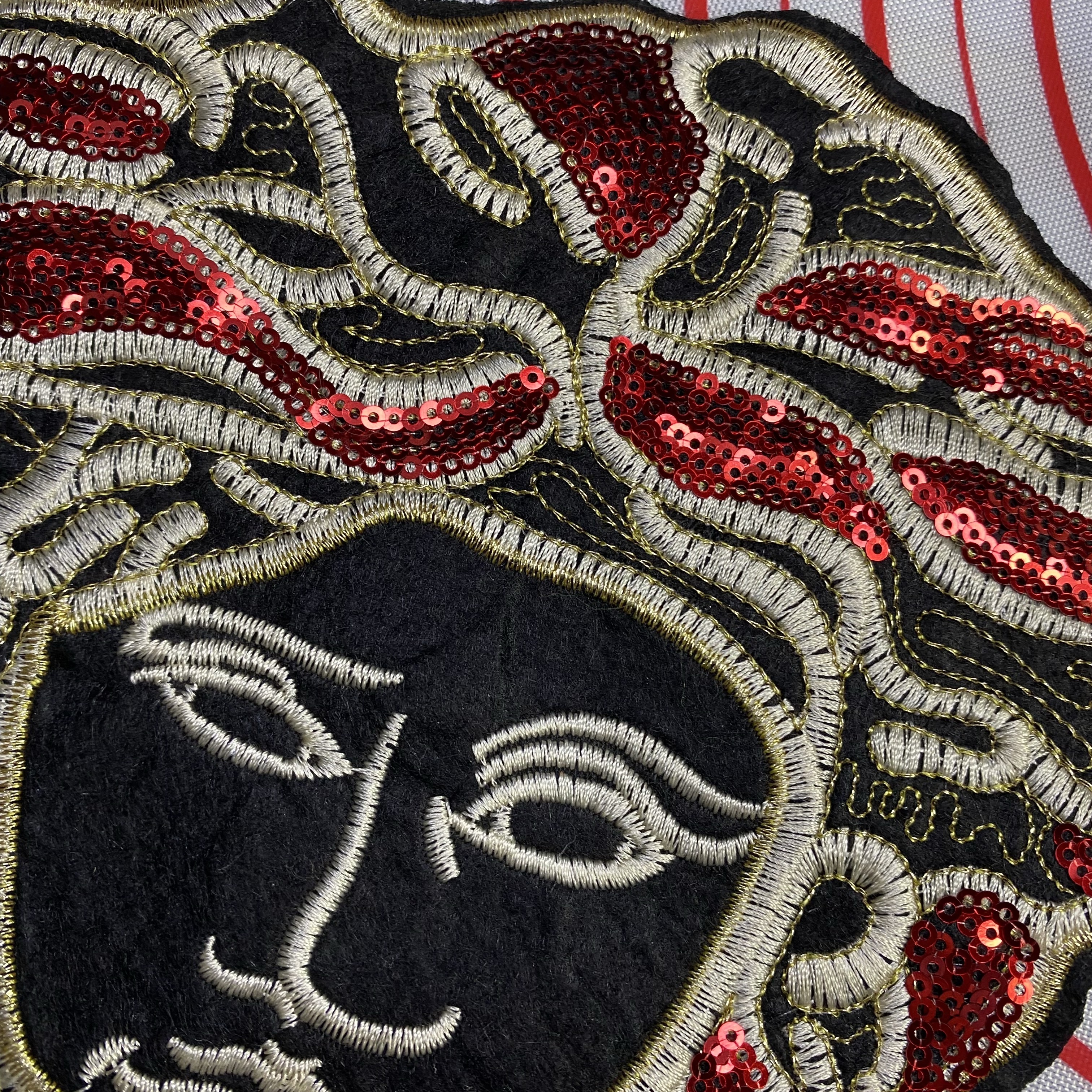 Medium (Sewing) Versace Round Avatar logo Patches  