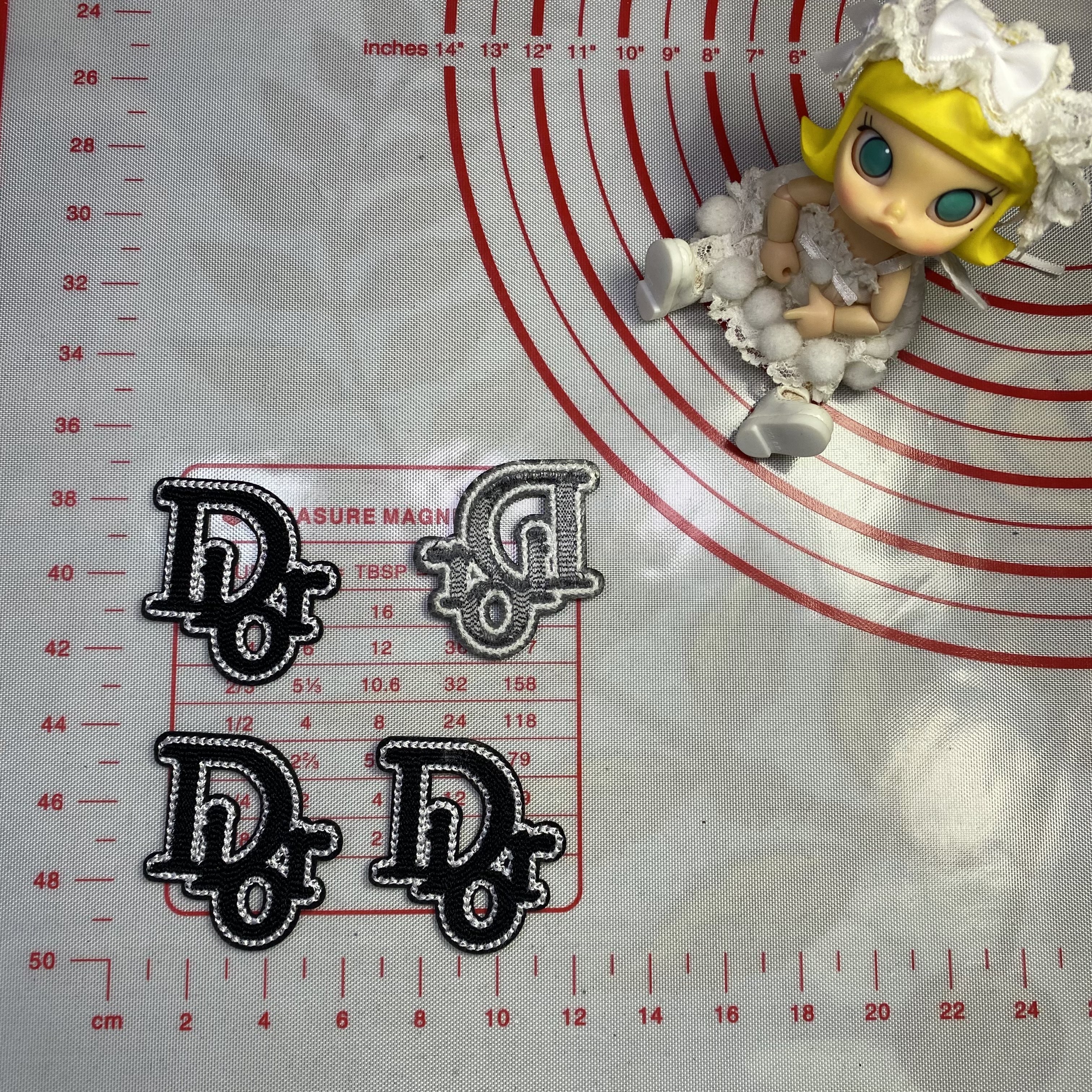 Medium/ Small (Iron-on) D Letters Patches        