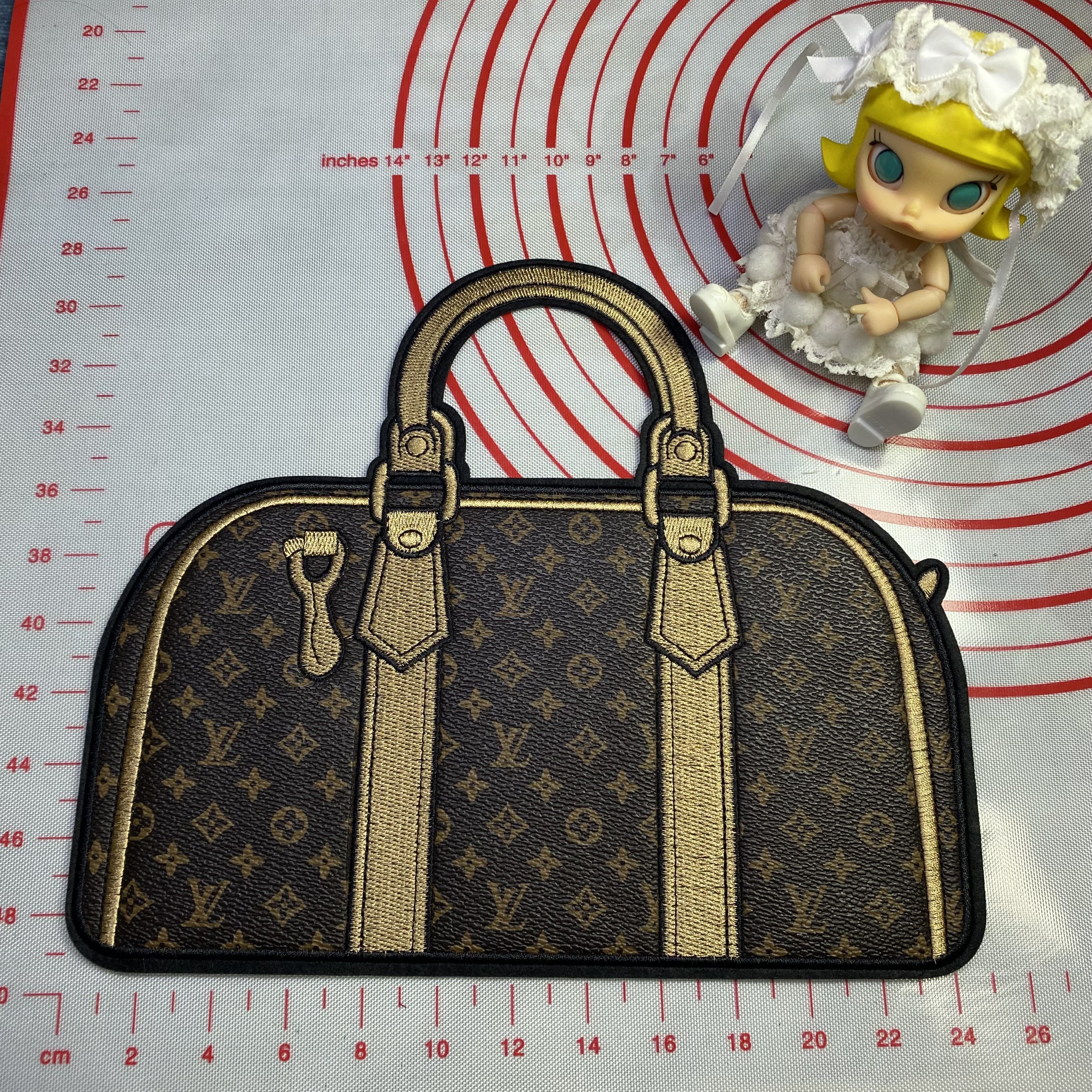 Large (Iron-on) L Betty Lips Fashion Single Leather Stitching Design Patches